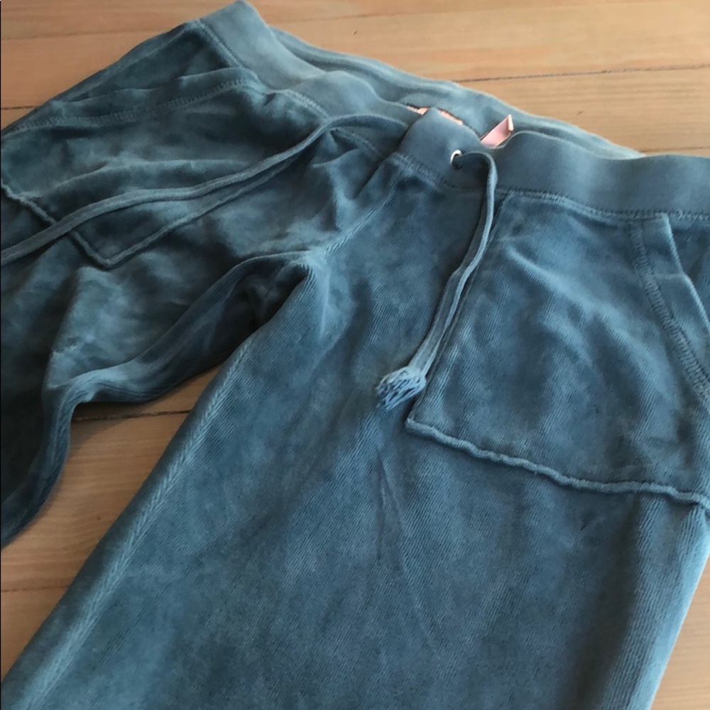 Track suit by Juicy Couture. Velour blue.